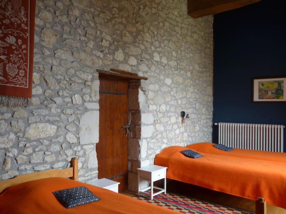 Chateau Barayre - Beautiful 12Th Century Castle With Pool And Large Garden Laussou Exterior foto
